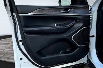 2022 Jeep Grand Cherokee 4xe BASE