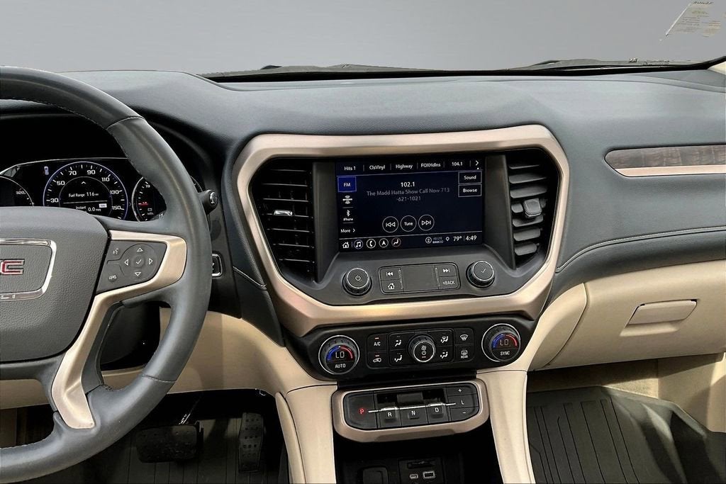 2023 GMC Acadia Denali