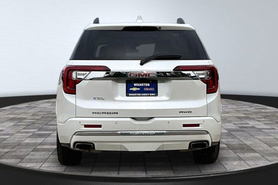 2023 GMC Acadia Denali