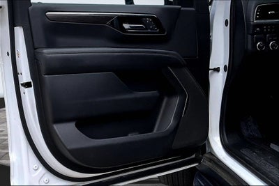 2025 Chevrolet Suburban LT