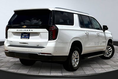 2025 Chevrolet Suburban LT