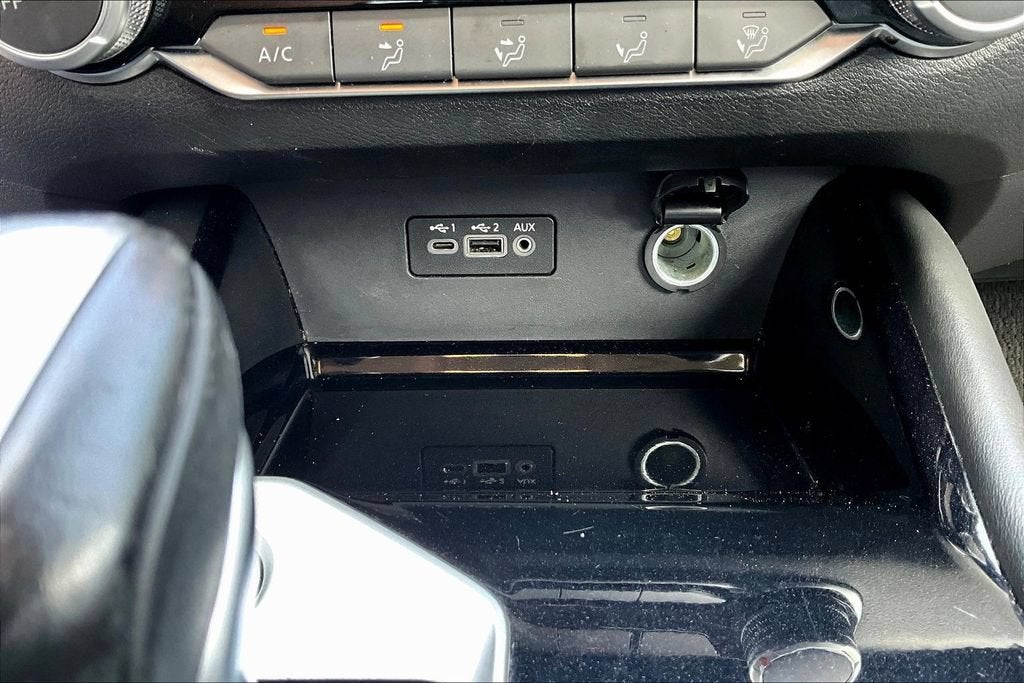 2025 Nissan Altima SR