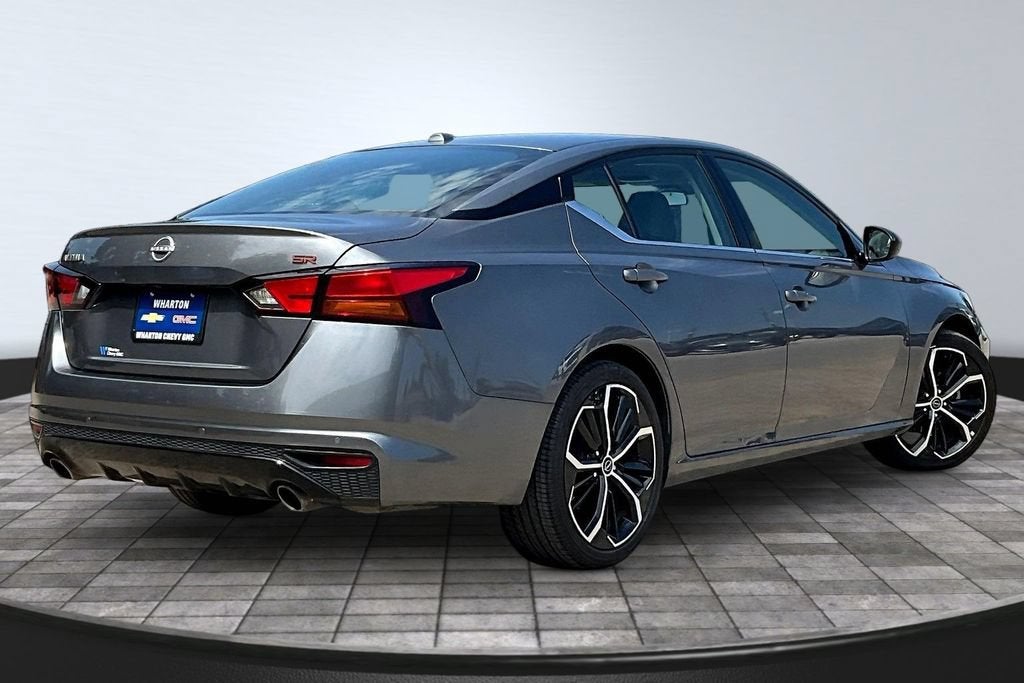 2025 Nissan Altima SR