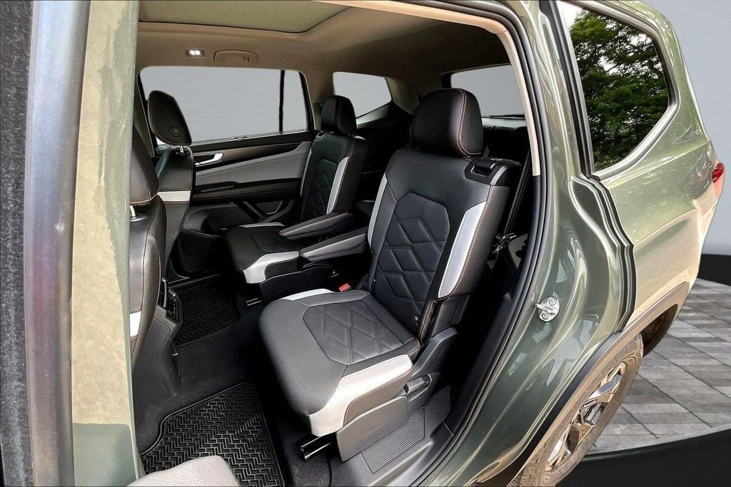 2025 Volkswagen Atlas 2.0T Peak Edition