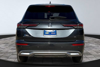 2025 Mitsubishi Outlander SE