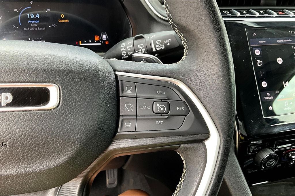 2023 Jeep Grand Cherokee L Laredo