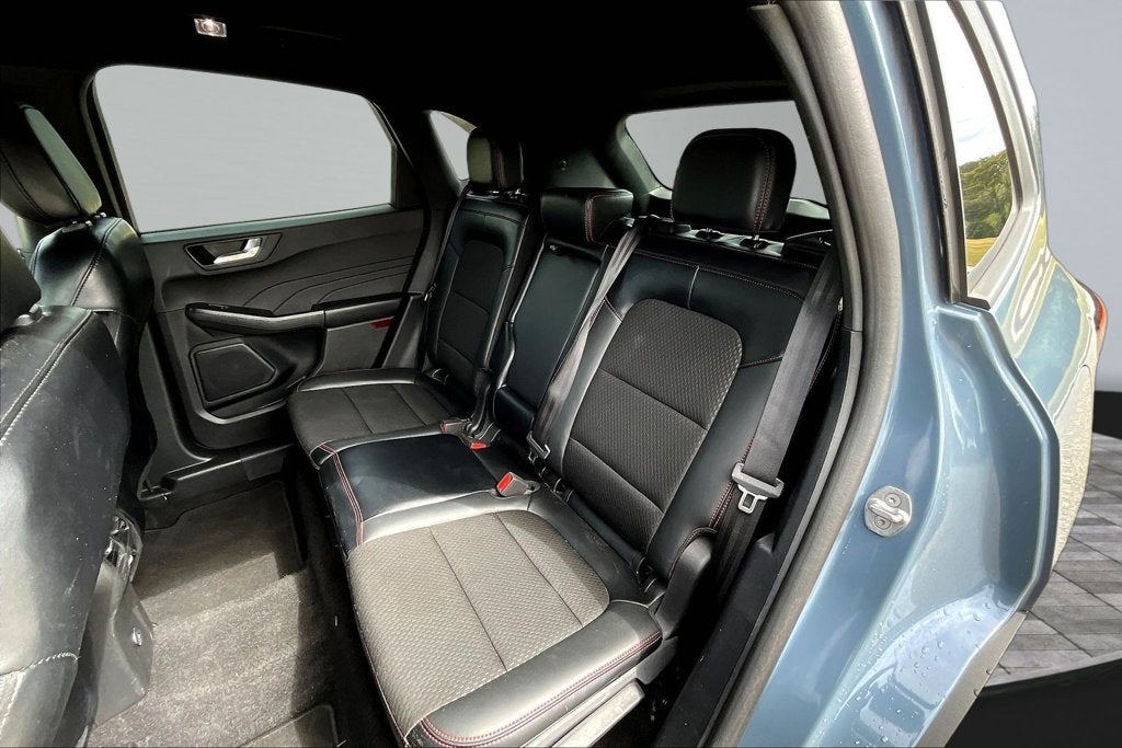 2025 Ford Escape ST-Line Select