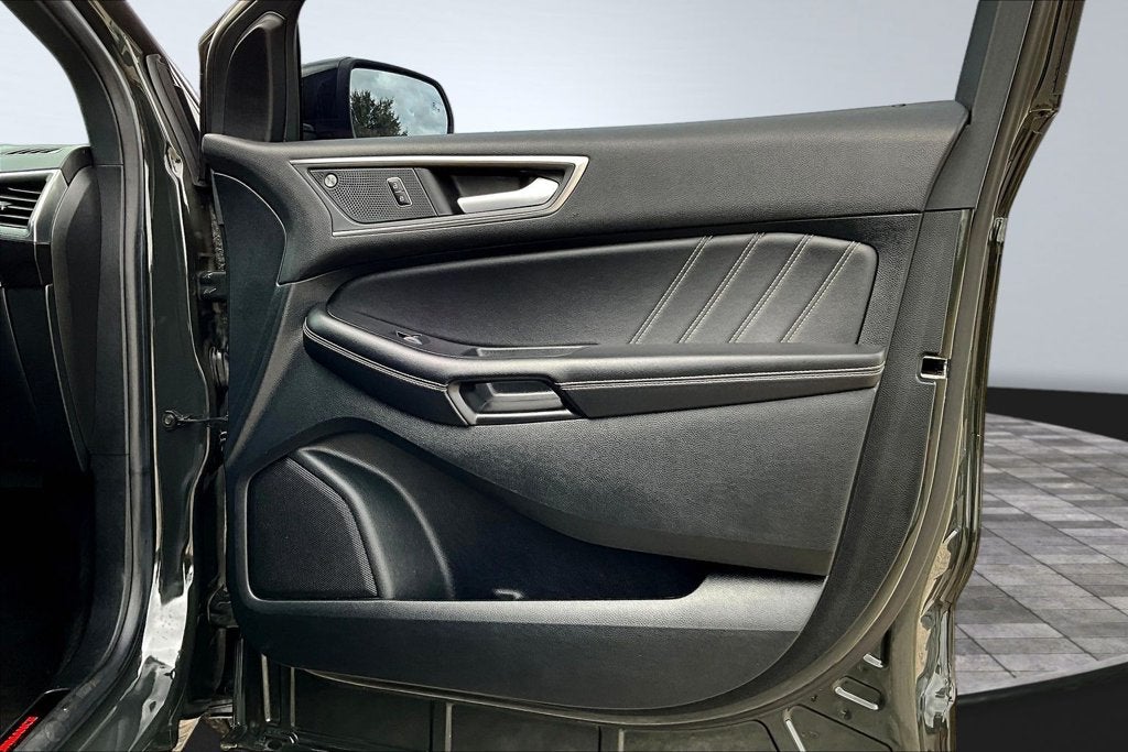 2023 Ford Edge ST