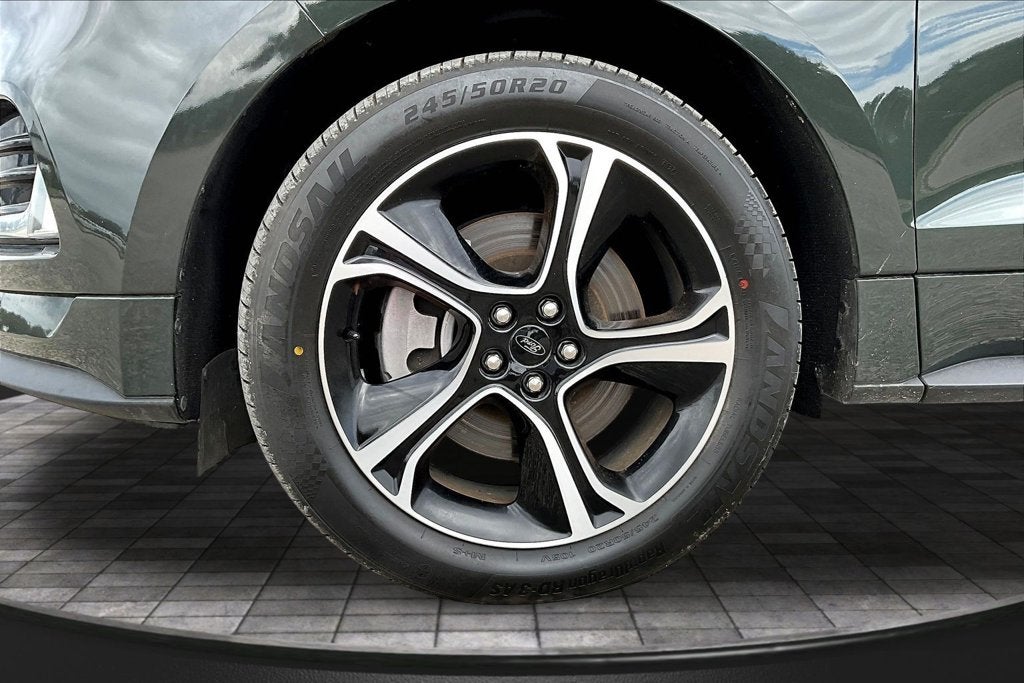 2023 Ford Edge ST