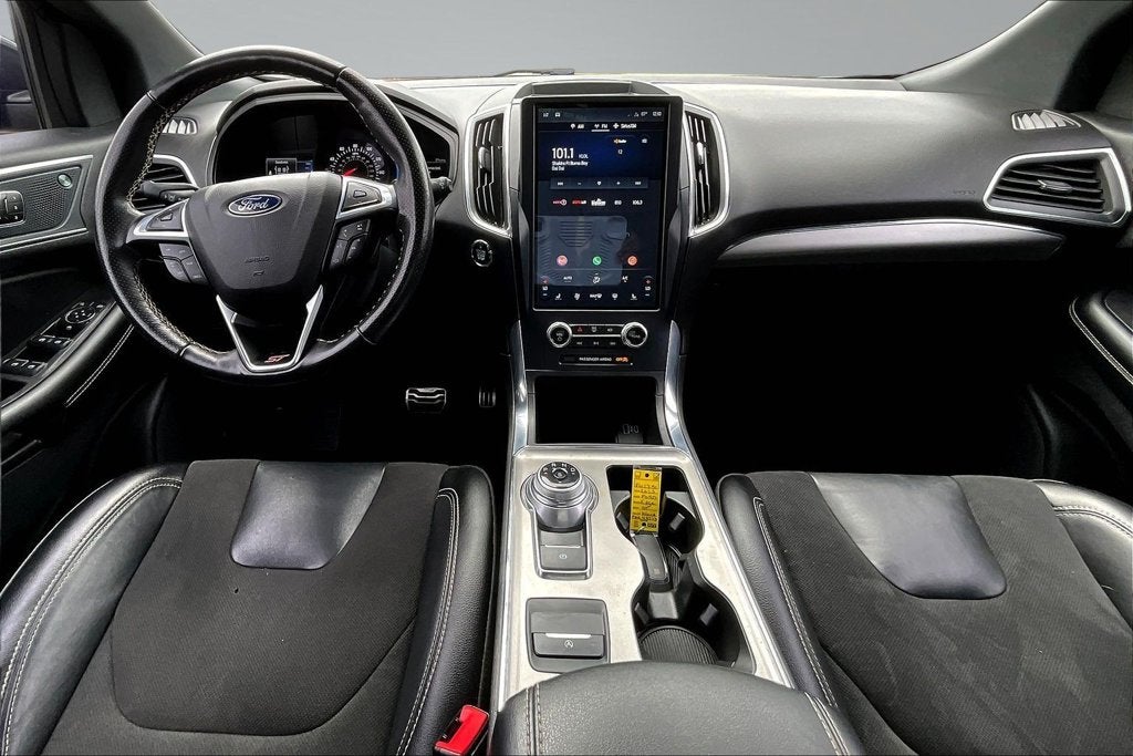 2023 Ford Edge ST