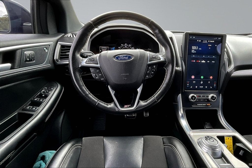 2023 Ford Edge ST