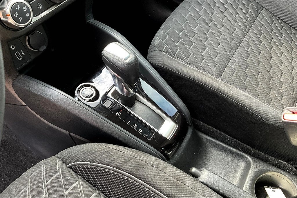 2021 Nissan Kicks S