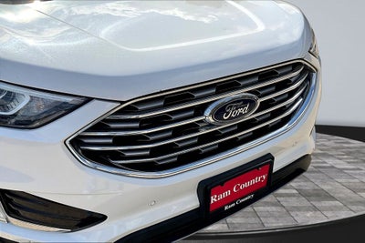 2021 Ford Edge Titanium