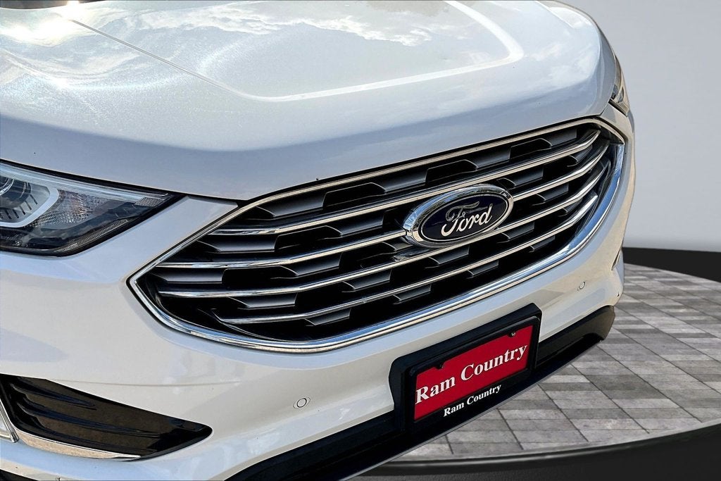 2021 Ford Edge Titanium
