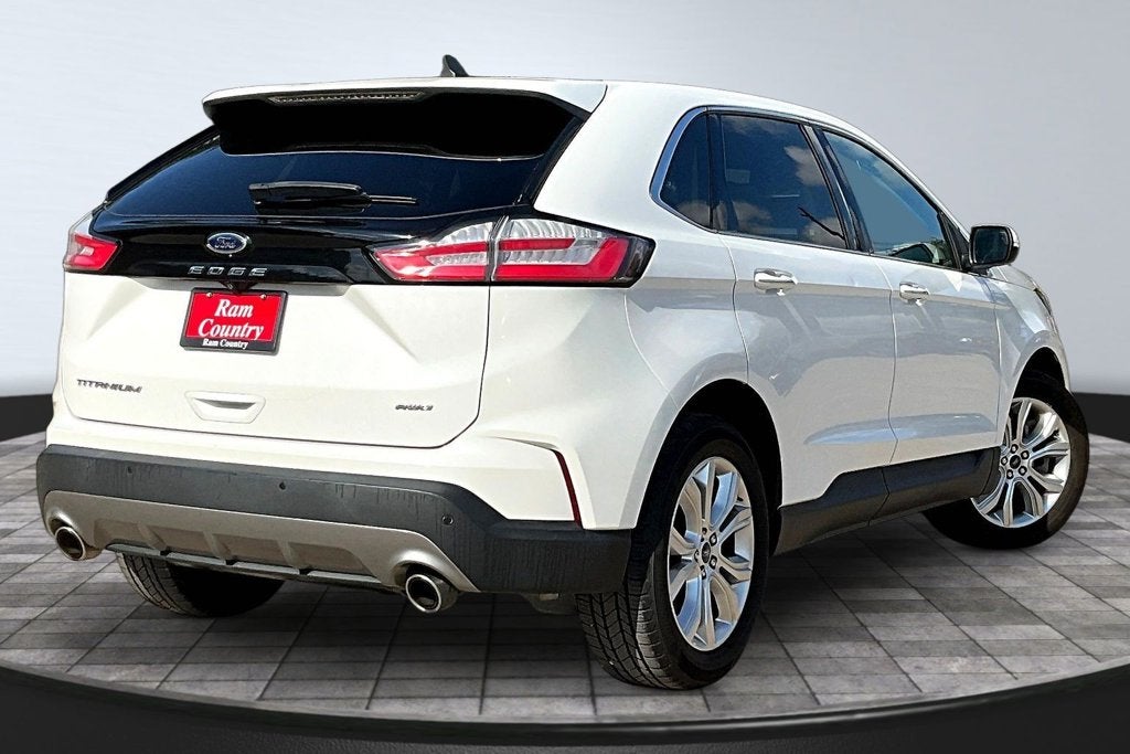 2021 Ford Edge Titanium