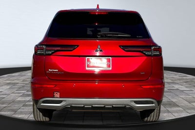 2025 Mitsubishi Outlander SE